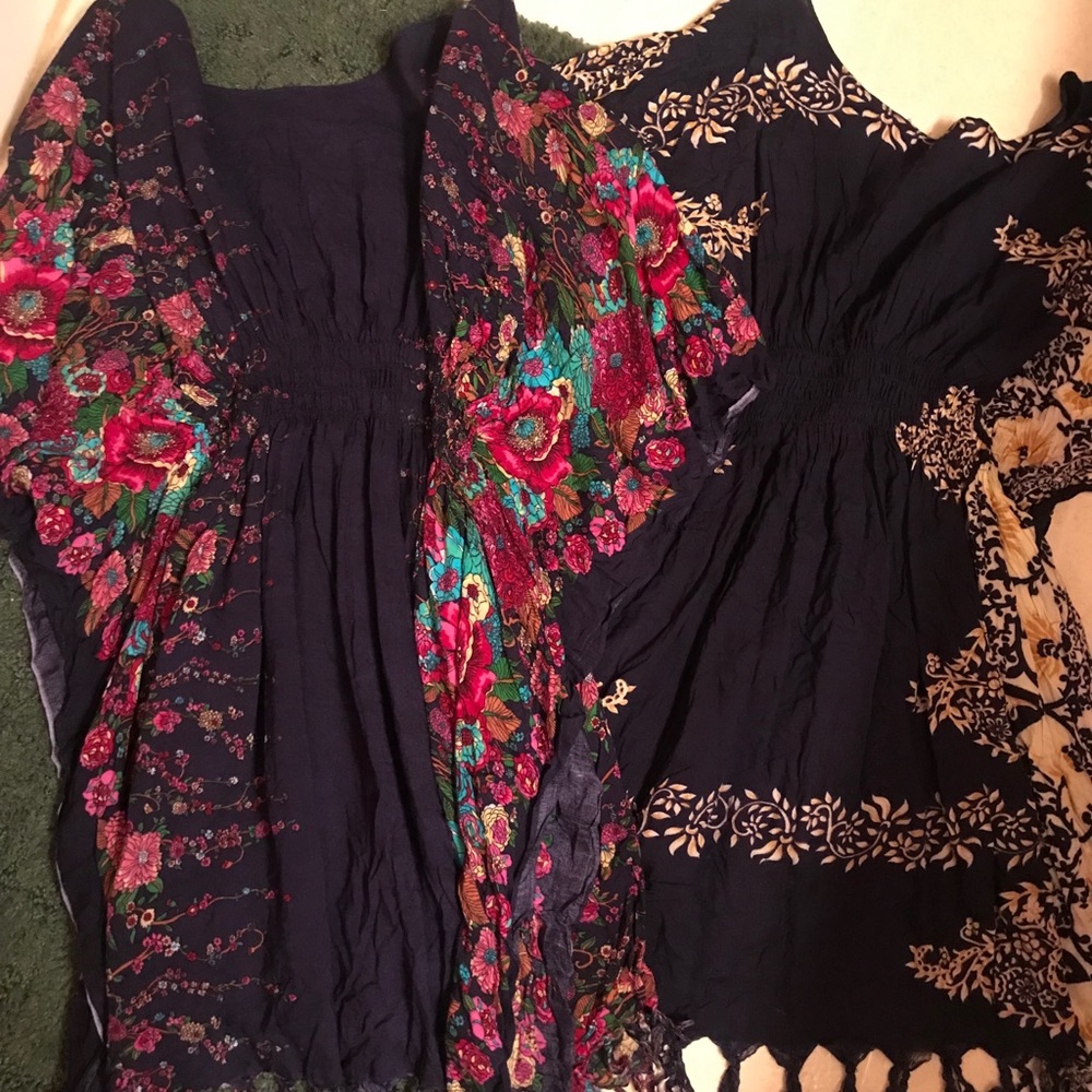 East African tunics (set of 2)